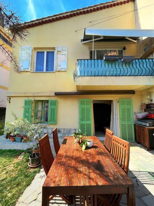 Holiday home Provencal House, Sea Side, Private Parking Nice